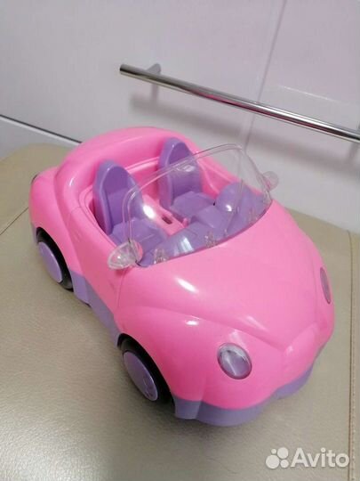 Игрушечный автомобиль для девочек