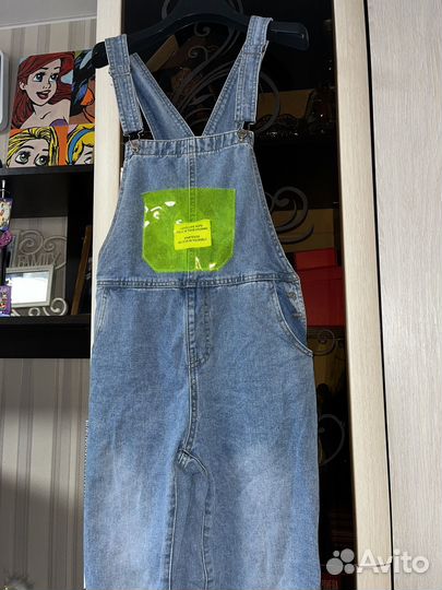 Джинсовый комбинезон для девочки