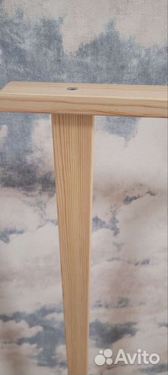 Вешалка напольная деревянная для одежды