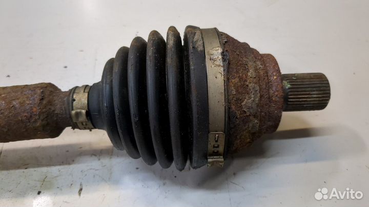 Полуось правая передняя Volkswagen Passat 7 Европа, 2013