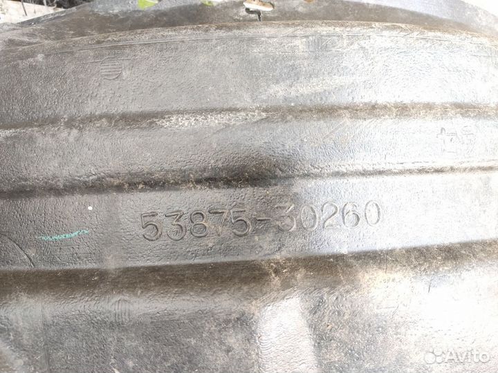 Локер передний правый Lexus Gs 1998 2003