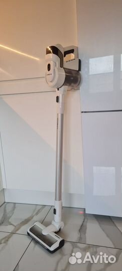 Вертикальный пылесос Kambrook AHV401