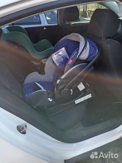 Автолюлька isofix