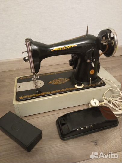 Швейная машина бу