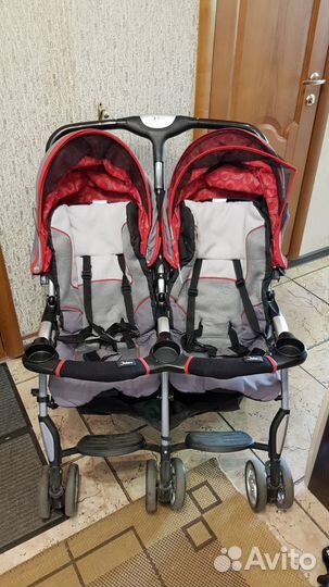 Коляска для двойни