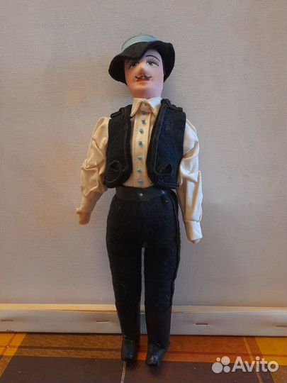 Коллекционная кукла
