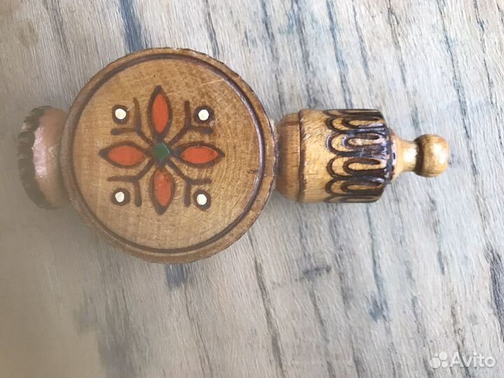 Духи, косметика, расчески винтаж