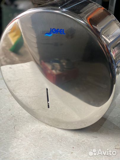 Диспенсер для туалетной бумаги Jofel Futura