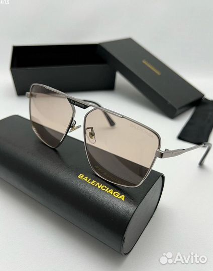 Солнцезащитные очки женские