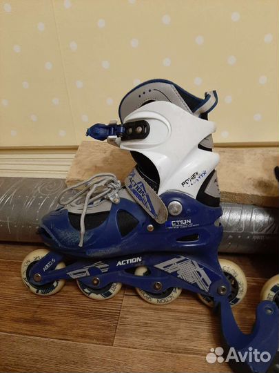 Роликовые коньки