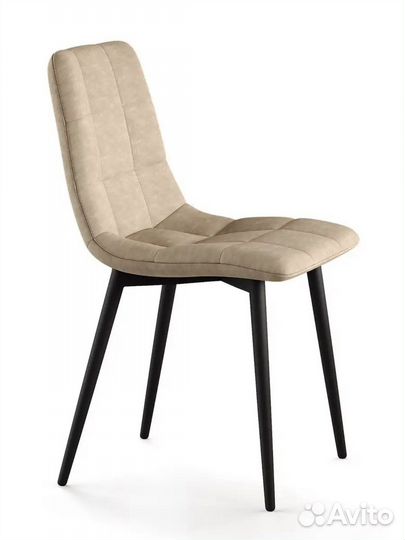 Комплект новых стульев