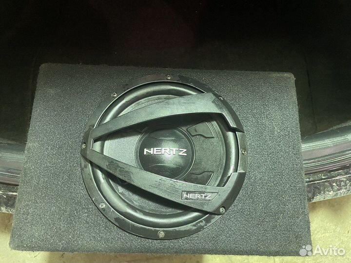 Сабвуфер Hertz