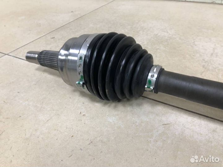 Привод правый передний Mitsubishi Outlander