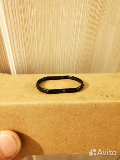 Манжетное уплотнение 059121149B