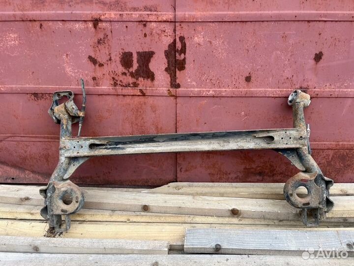 Балка подвески задняя Chevrolet Aveo T250 седан