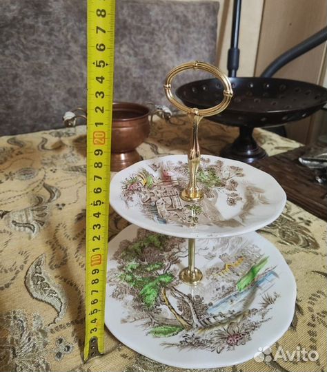 Этажерка Англия