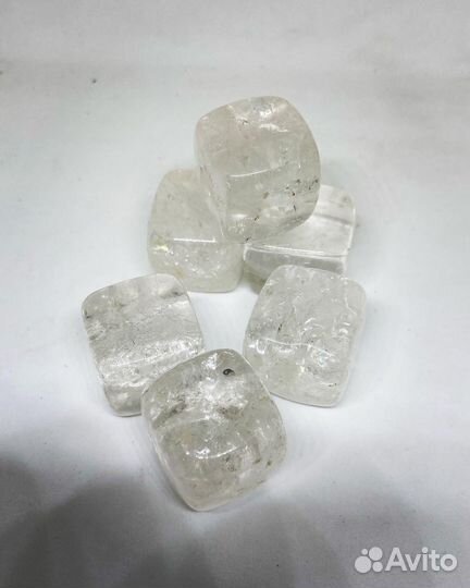 Кубики из горного хрусталя