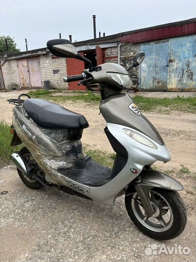 Продам скутер б/у