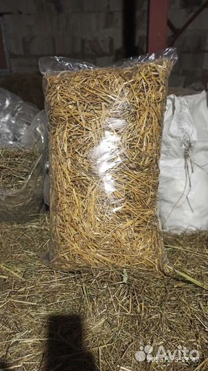 Солома для мульчирования