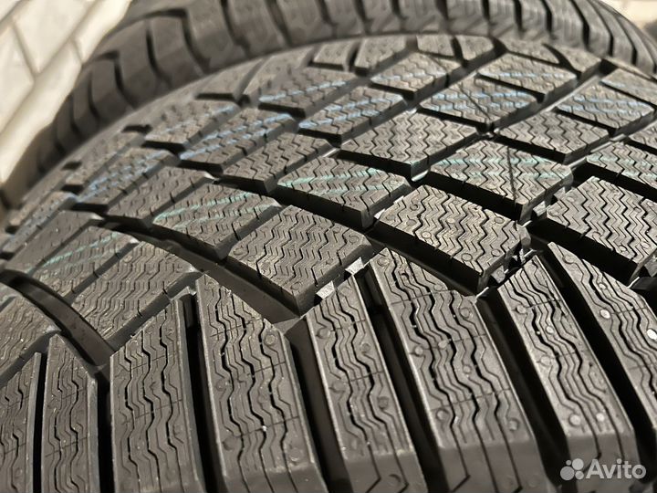 Continental ContiVikingContact 7 255/45 R19