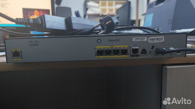 Маршрутизатор Cisco 881