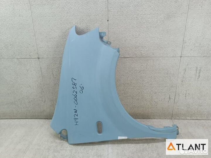Крыло переднее правое nissan otti