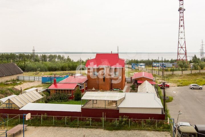 Дом 188 м² на участке 11 сот.