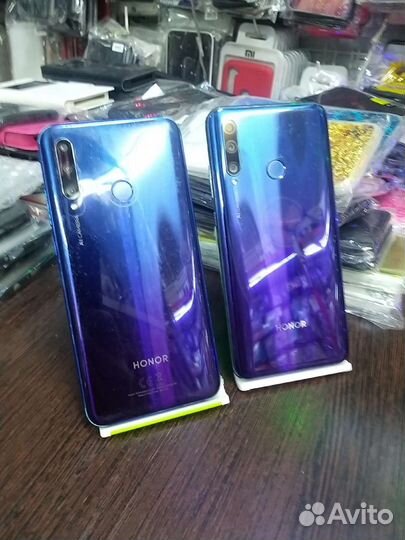 Телефон honor 10i