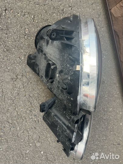 Правая фара от мерседес 211