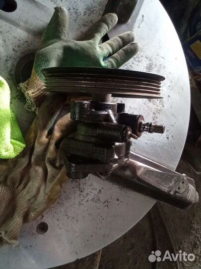 Митсубиси каризма гур с 1.6