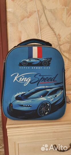 Школьный рюкзак