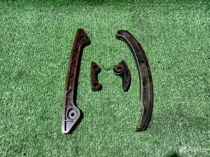 Натяжитель цепи успокаиватель Мазда 3 бк