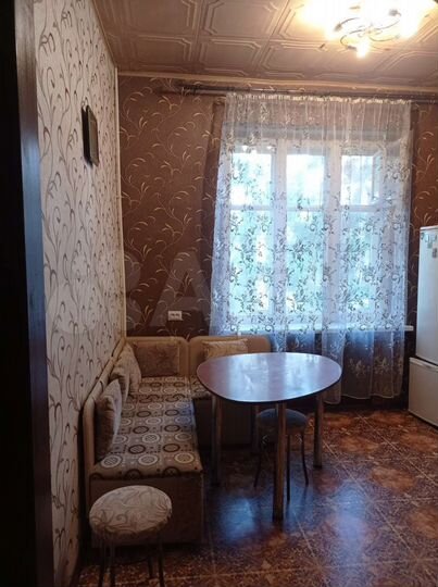 2-к. квартира, 58 м², 3/3 эт.