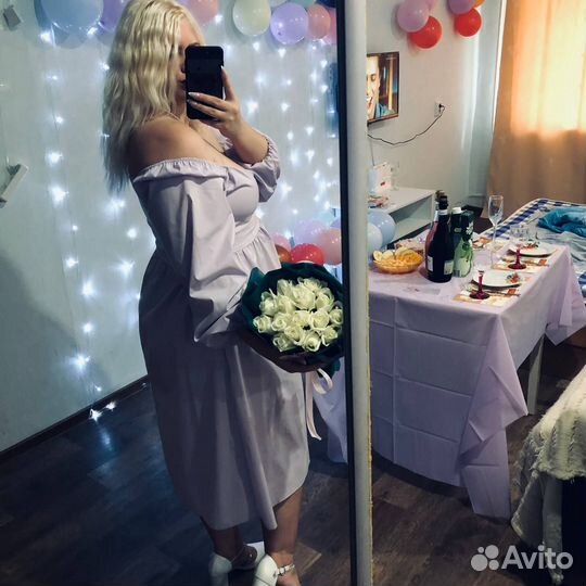 Отдам бесплатно женские вещи 46