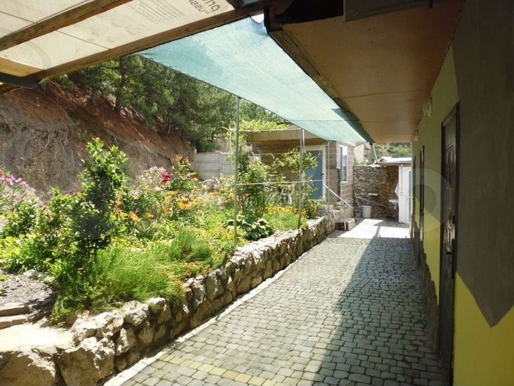 Дом 153 м² на участке 6 сот.