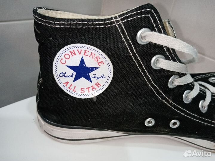 Кеды Классические Муж./Жен. 40 разм. Б/У. 2 пары