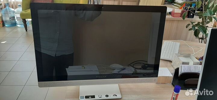Моноблок HP Pavilion 24b-243ur All-in-one