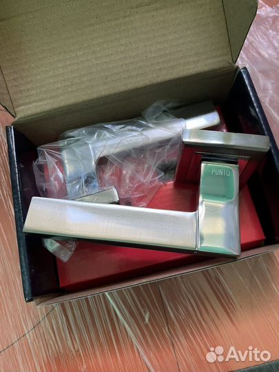 Дверные ручки