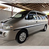 Hyundai H-1 2.5 MT, 2006, 166 000 км, с пробегом, цена 920 000 руб.