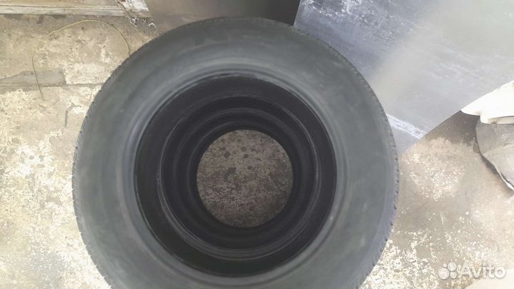 Nexen Roadian 571 235/65 R17