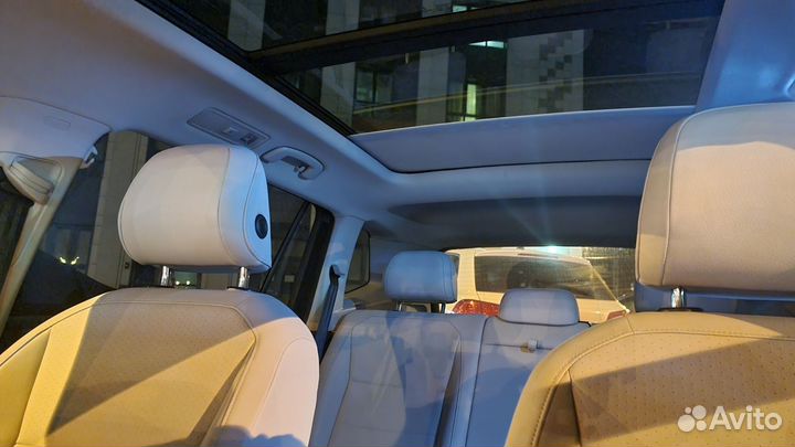 Volkswagen Tiguan 2.0 AT, 2018, 68 800 км