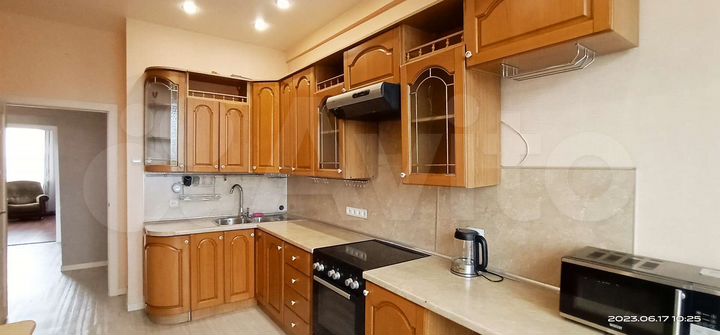 2-к. квартира, 75 м², 8/9 эт.