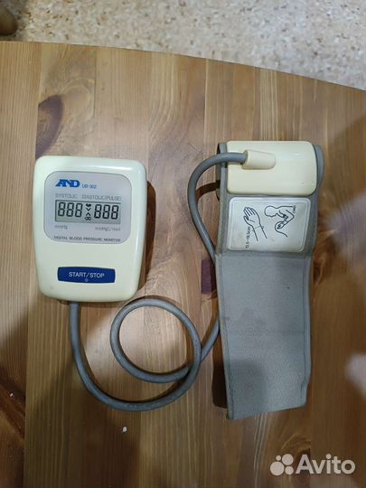 Тонометр
