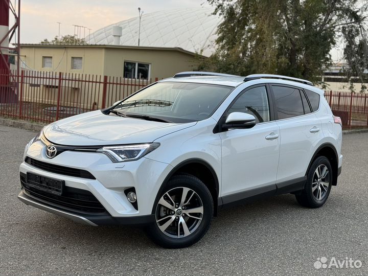 Toyota RAV4 2.2 AT, 2019, 65 164 км