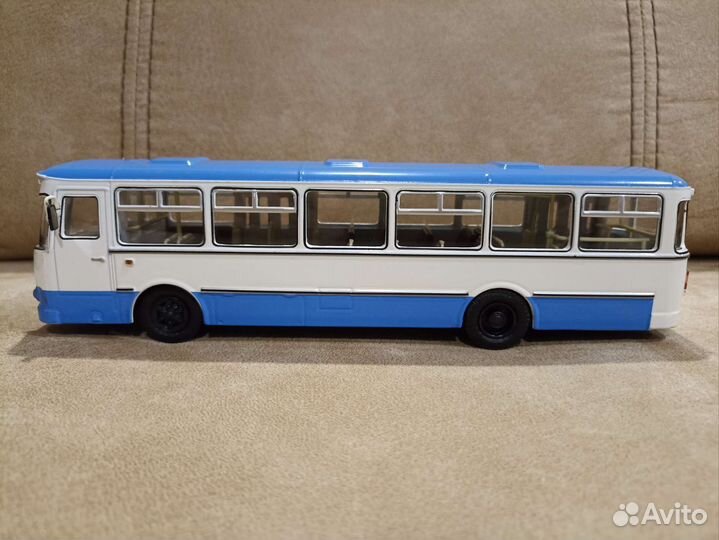 Лиаз - 677М городской