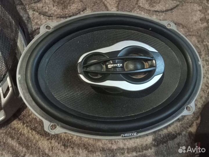 Динамики hertz 260v