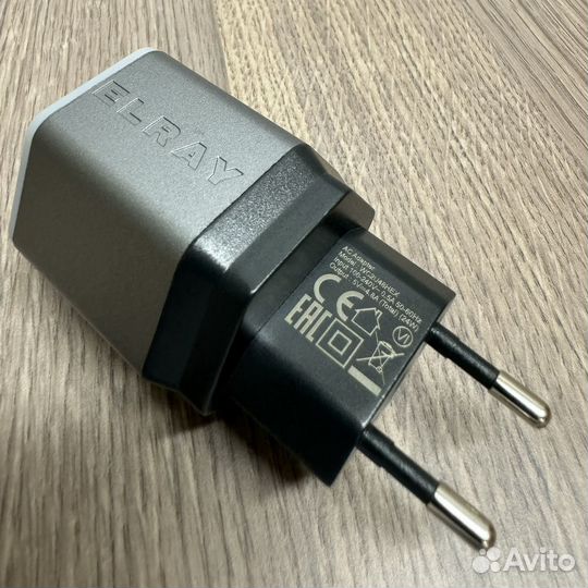 Зарядное устройство Elray 2хUSB 4.8A