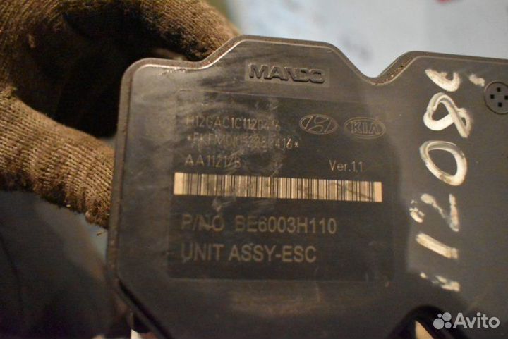 Блок ABS Kia Soul 1 поколение G4FC 2008 - 2014