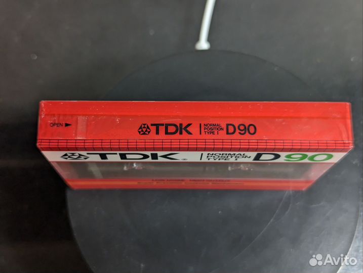 Аудиокассета TDK D90 (1985)