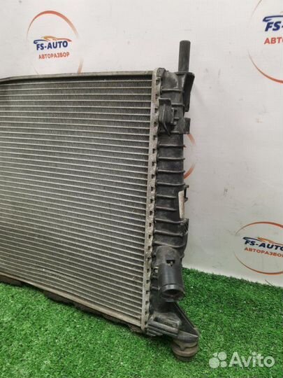 Радиатор охлаждения Ford Focus 2 хетчбэк 2.0 aoda